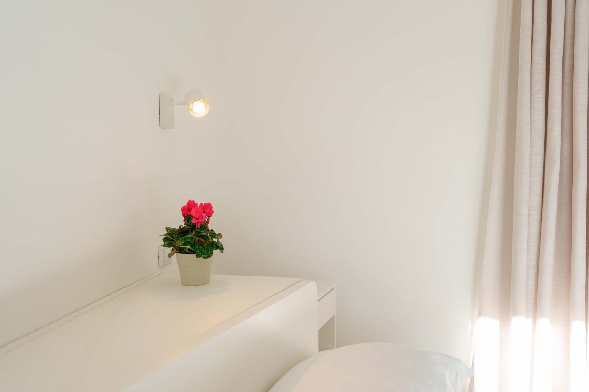 Guest House Deidda - Ts Rooms B&B San Sperate ภายนอก รูปภาพ