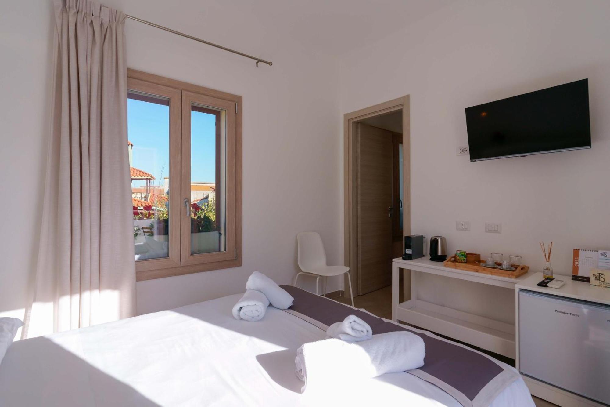 Guest House Deidda - Ts Rooms B&B San Sperate ภายนอก รูปภาพ