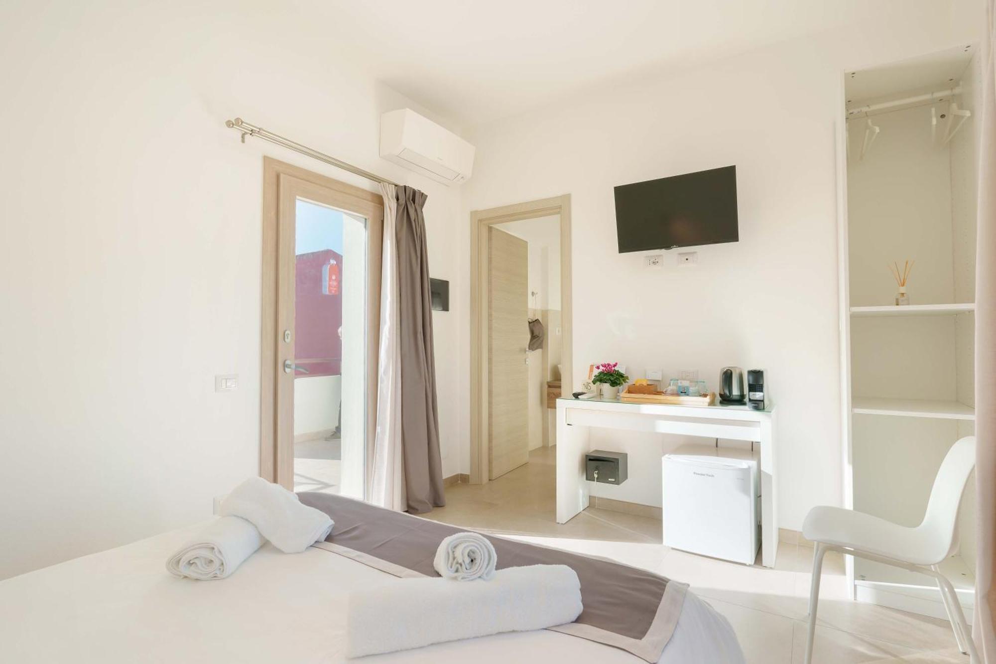 Guest House Deidda - Ts Rooms B&B San Sperate ภายนอก รูปภาพ